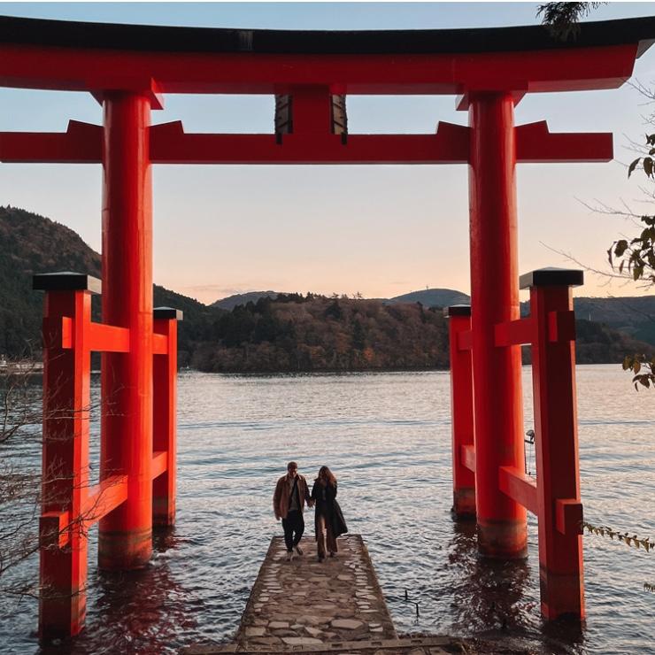 Honeymoon - Side quest to Hakone, Japan!