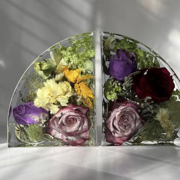 Resin Bookends - Bridal bouquet