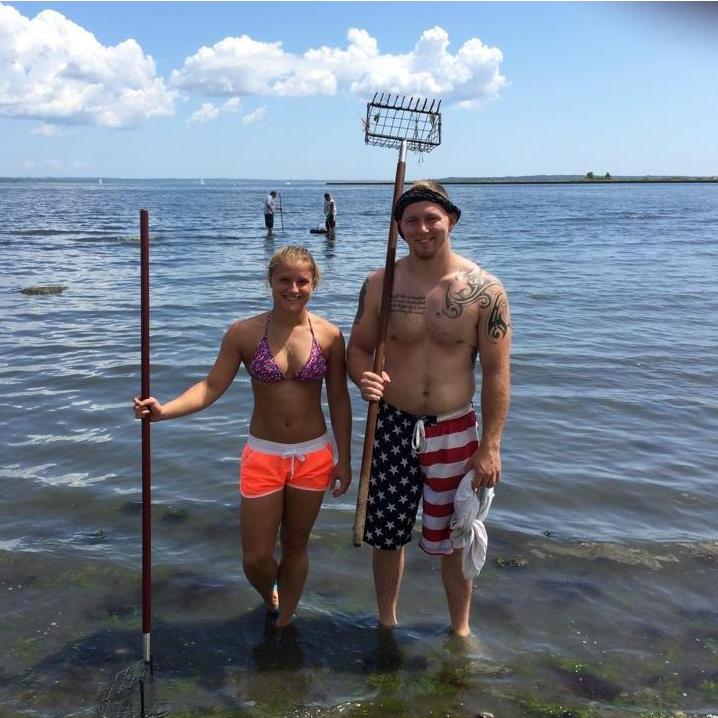 Our 1st time going to Rhode Island to visit Julie and Rick we went Quahogging!