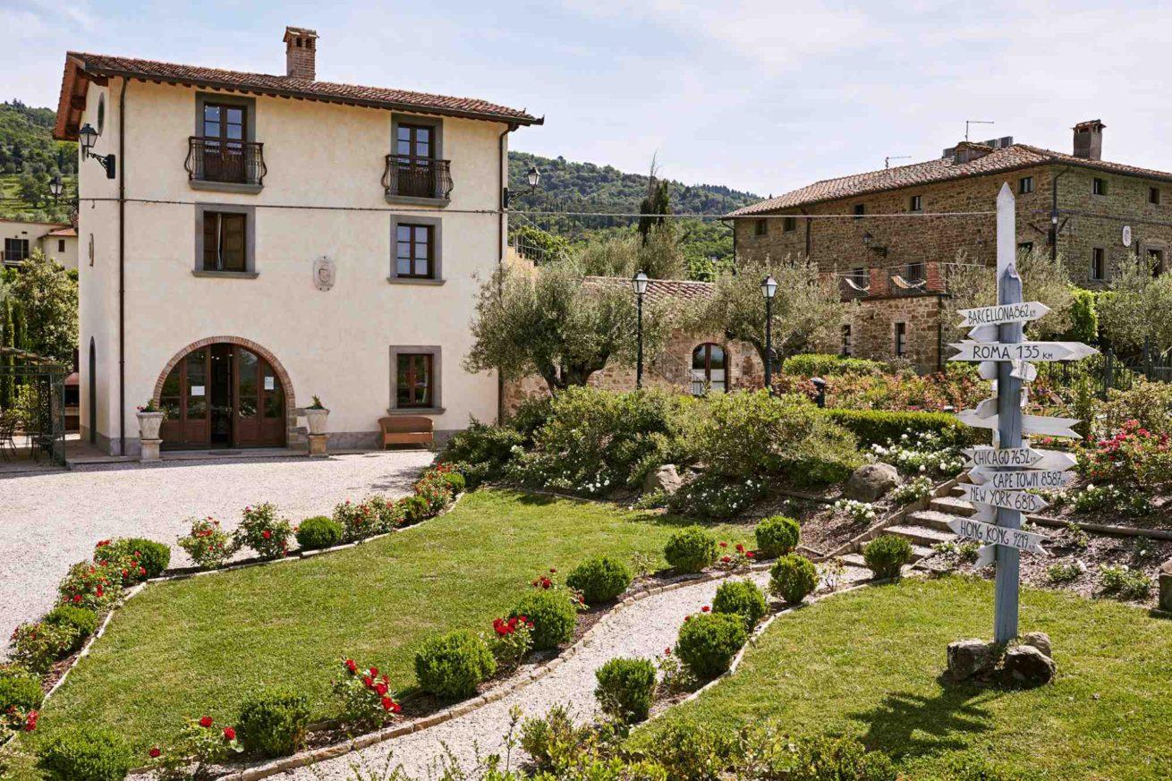 The Wedding Website of Mark Martinez and Nathalie Pelaez