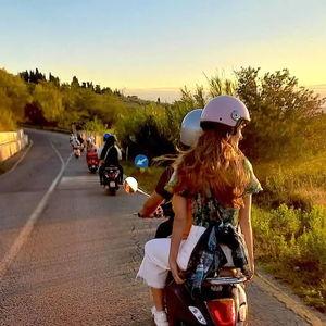 Tuscany Vespa Tour with Lunch, Wine and Olive Oil Tasting