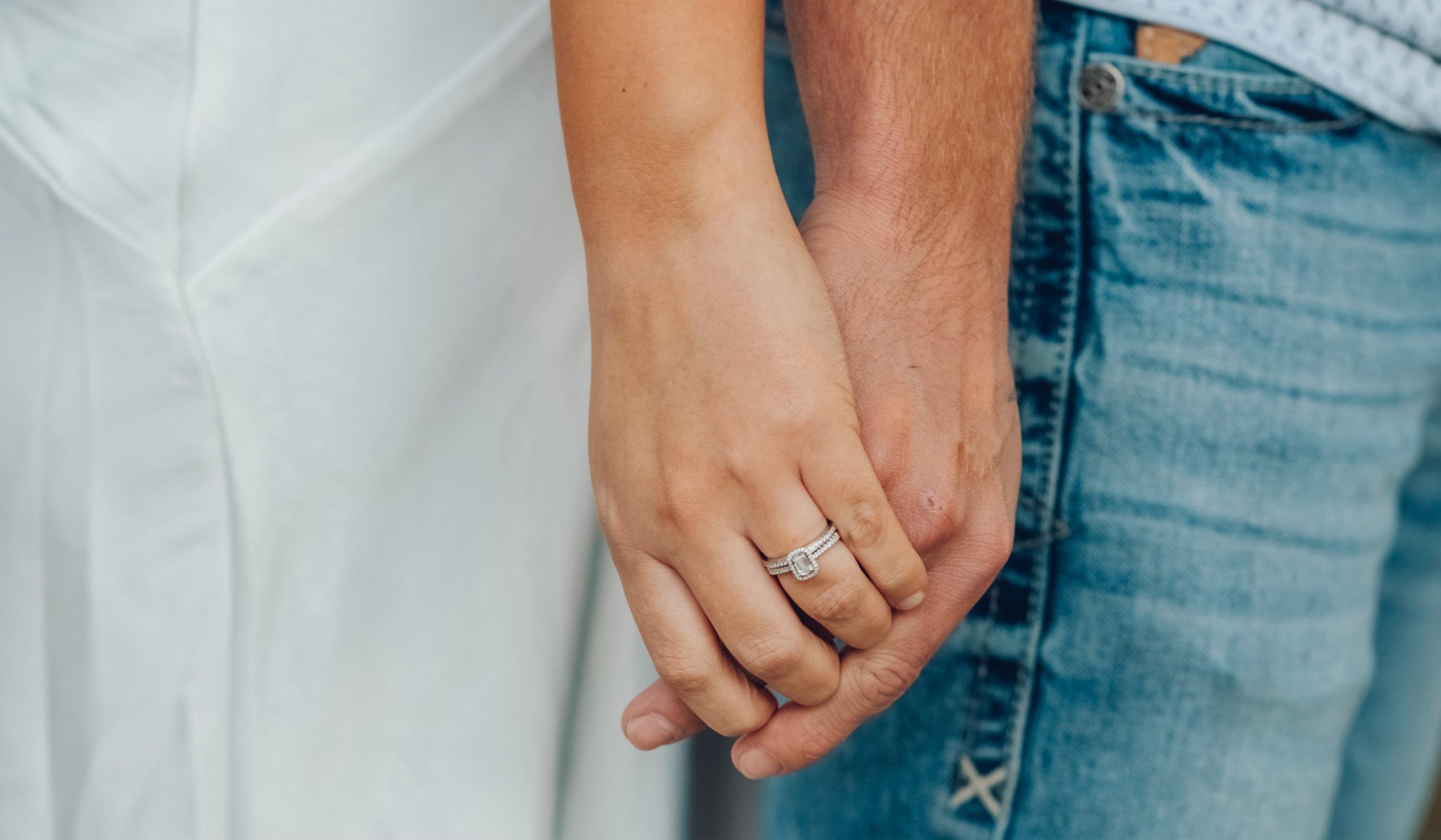 The Wedding Website of Lyla Monroe and Raymond Connell