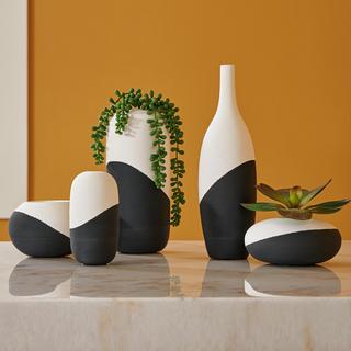 Natilain 5-Piece Decor Set