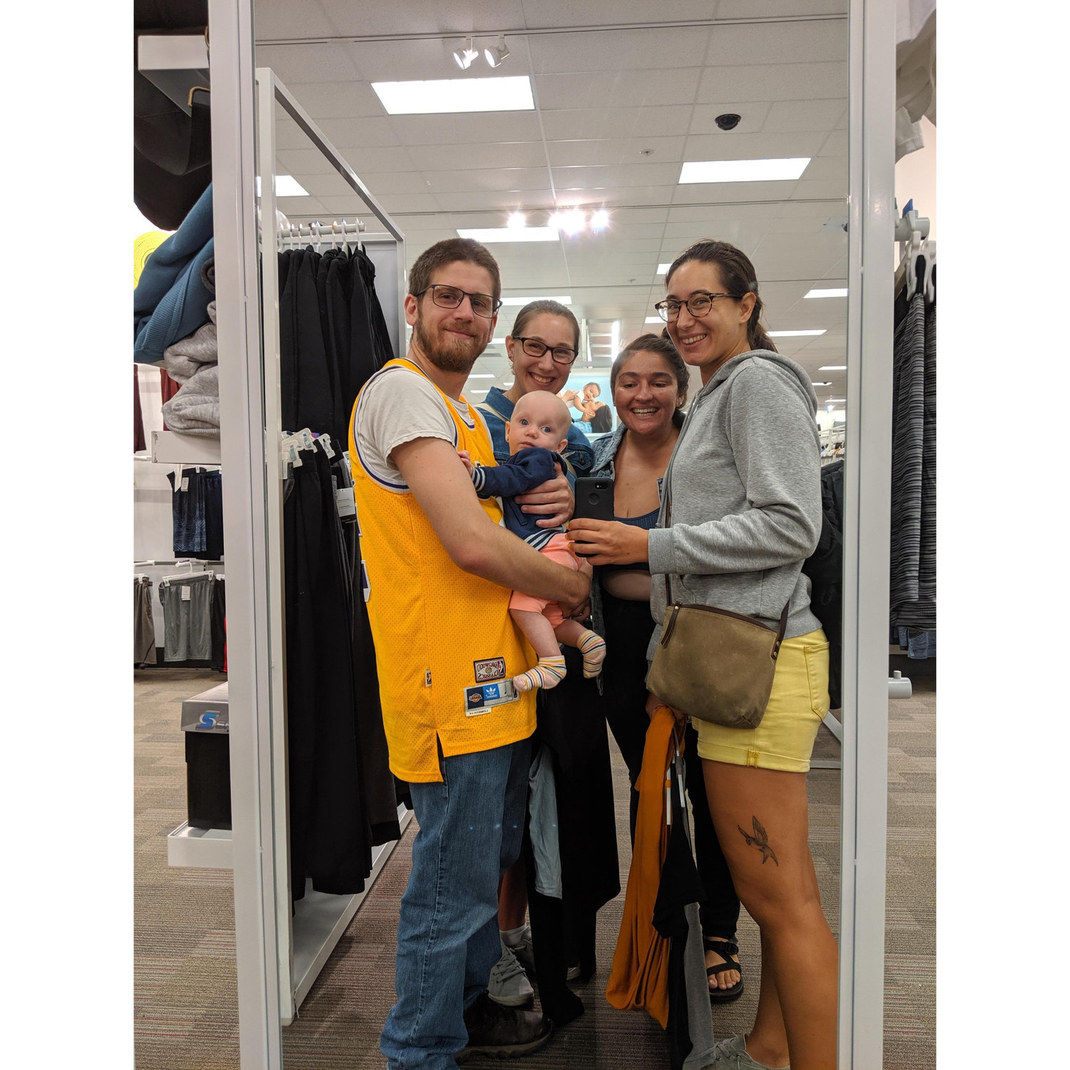 San Diego CA 2019
First documented Sizemore / Pine family hug. At Target, naturally.