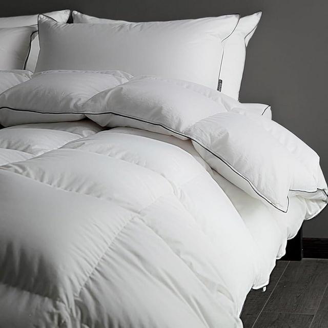 HYVIF Luxury Heavyweight Feathers Down Fiber Comforter King Size - 750 Fill Power Hotel-Style Thicker Winter Duvet Insert for Cold Weather/Sleepers, Fluffy and Warmth - Solid White, King 90 X 106”
