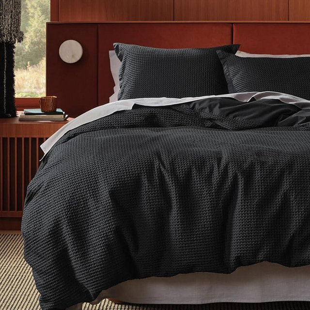 Bedsure Cotton Duvet Cover Queen Size - 100% Cotton Waffle Weave Black Duvet Cover Queen Size, GentleSoft™ and Breathable Bedding Set for All Season, 3 Pieces, 90"x90"