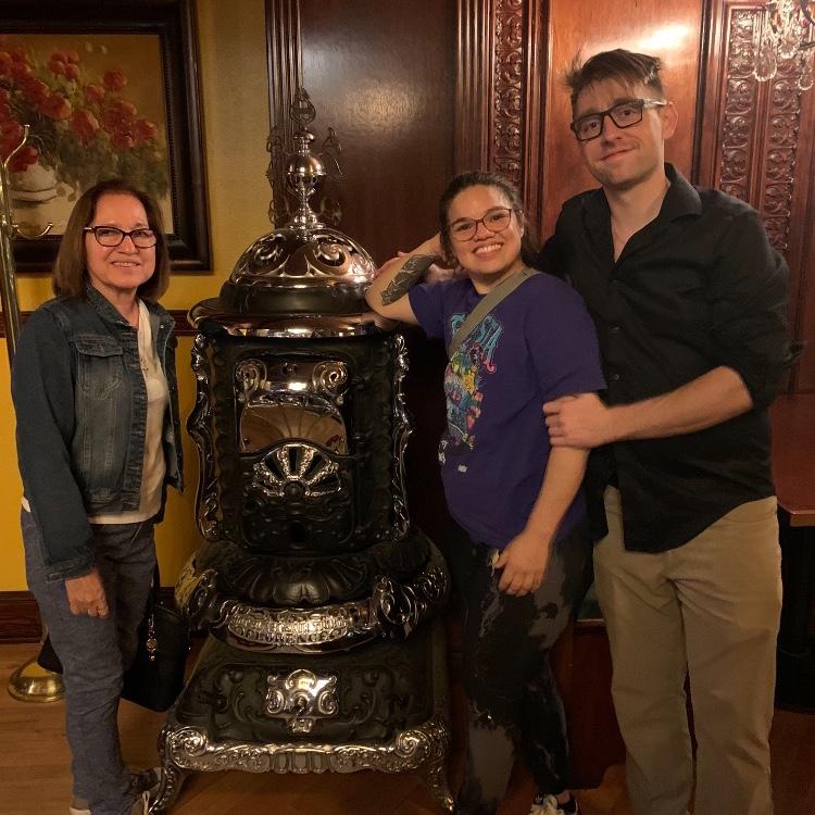 A visit to our favorite couples restaurant the old spaghetti factory to celebrate Maria and JC visiting Portland for the very first time