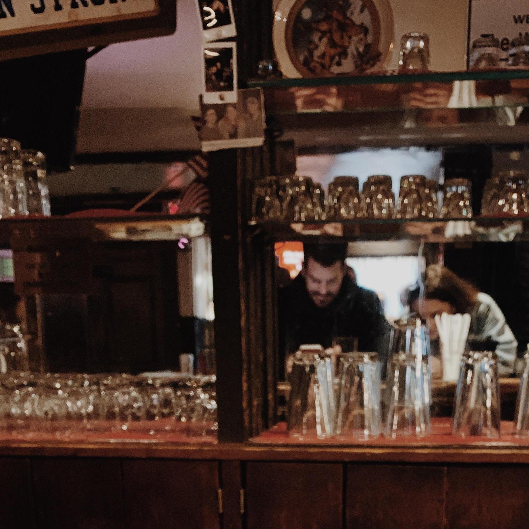 Warren tavern in Boston