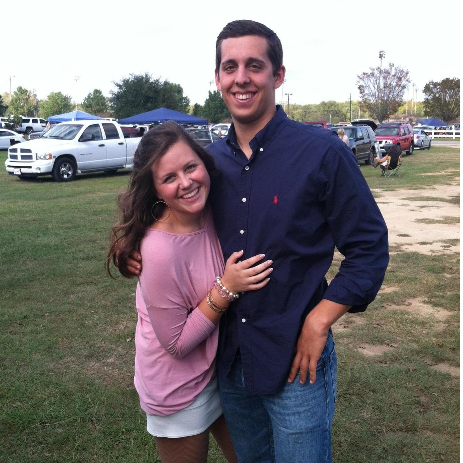 Two little babies at a Luke Bryan concert in 2012