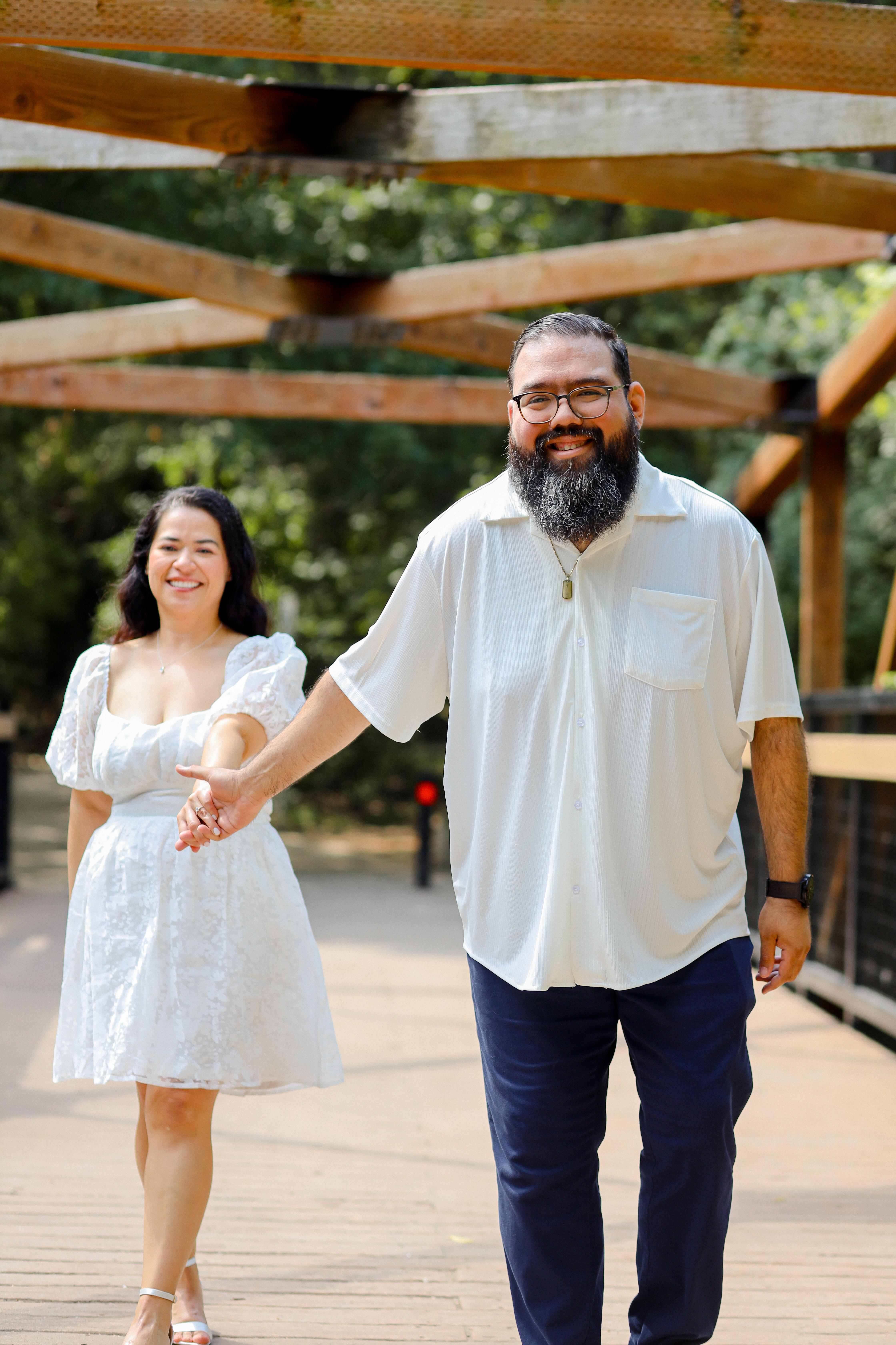 The Wedding Website of Jonathan Paredez and Paola Llamas
