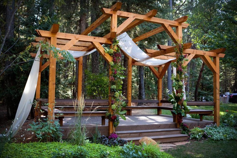 The Wedding Website of Brenna Roy and Jack Connolly