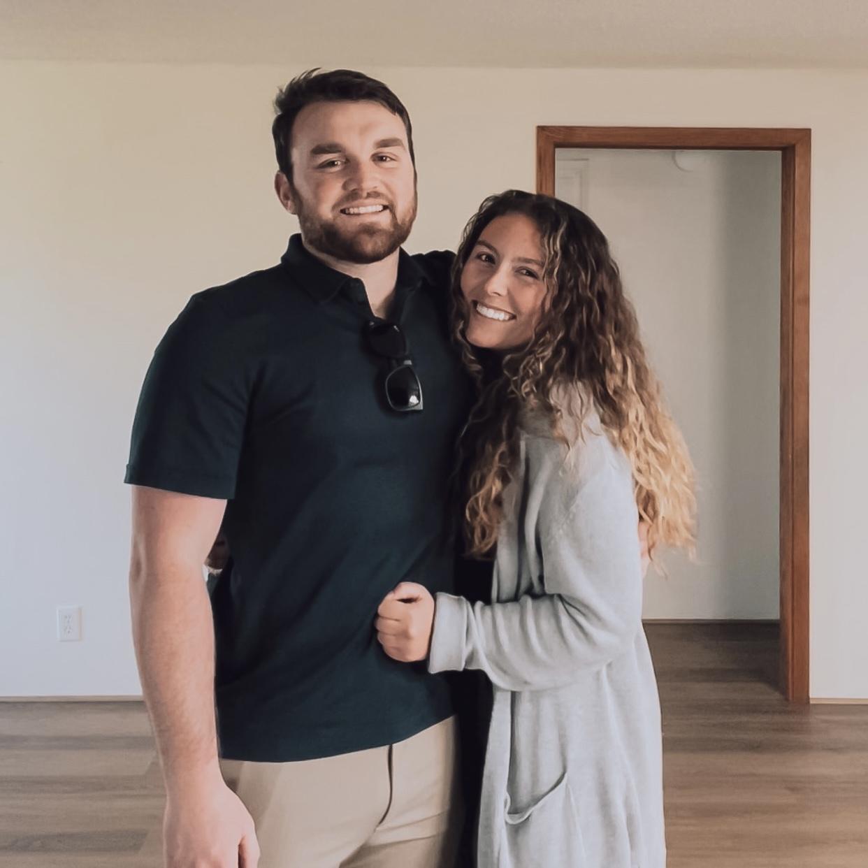 Jasper bought their first house! February 2022, Medford OR