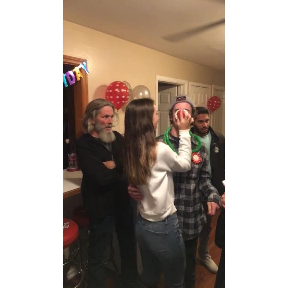 Cupcake to the face