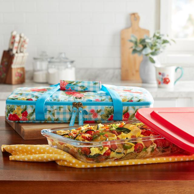 The Pioneer Woman Sweet Rose 3.2 Quart Baker with Tote