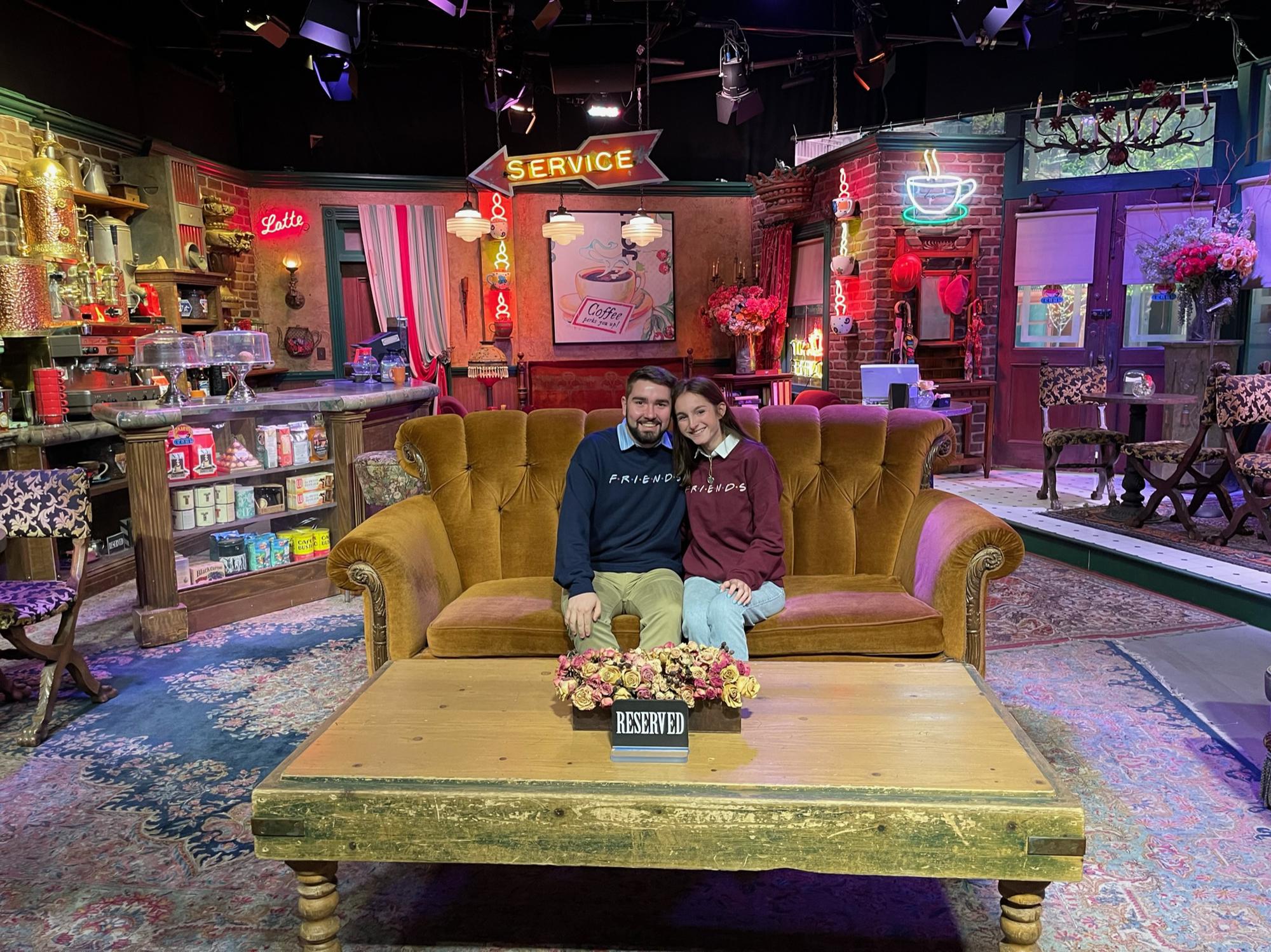 Universal studios tour, friends set!
2021.