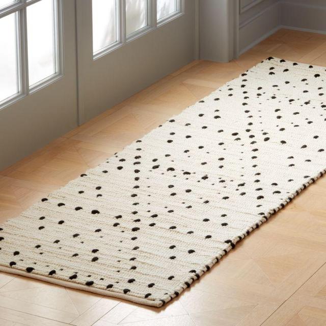 Orville Black Dot Runner 2.5'x8'