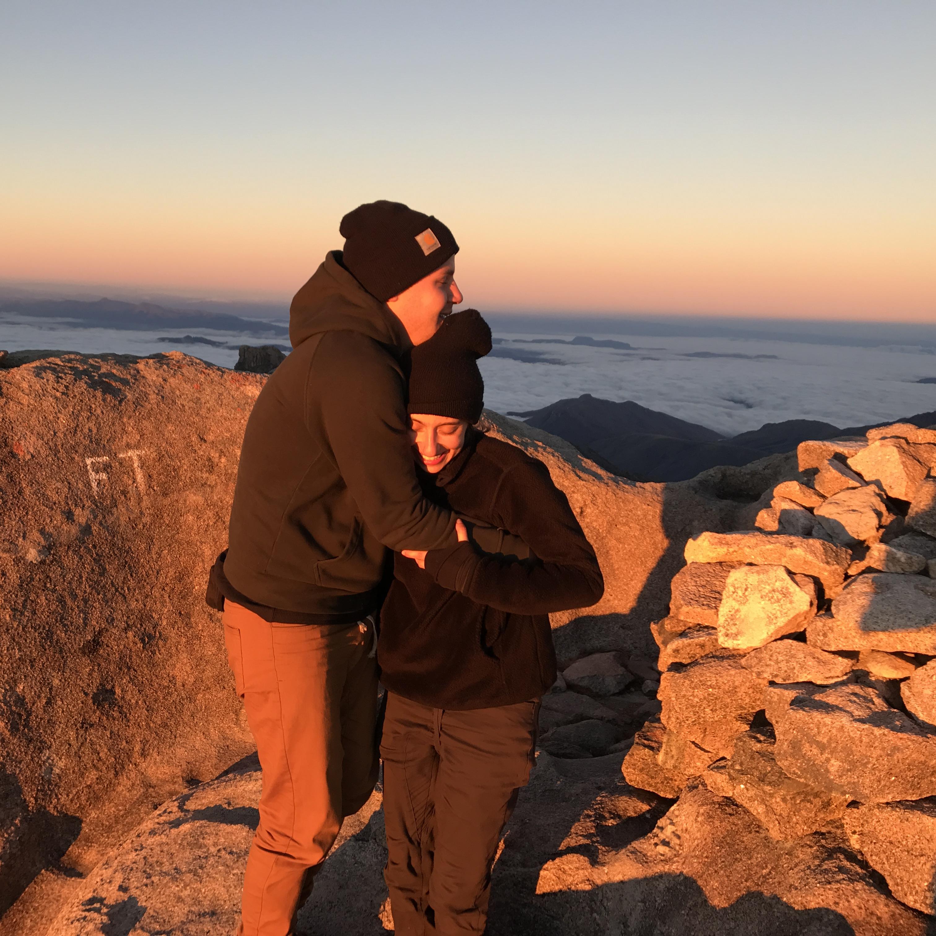 The freezing cold summit of Imarivulanitra at sunrise!