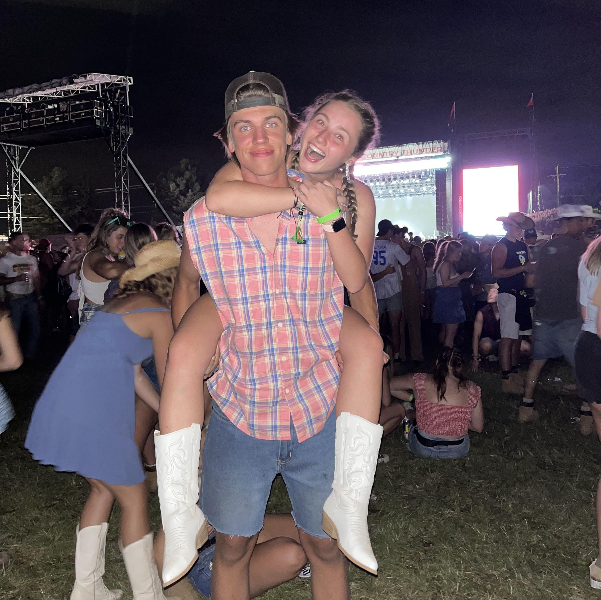 Country Thunder 2022