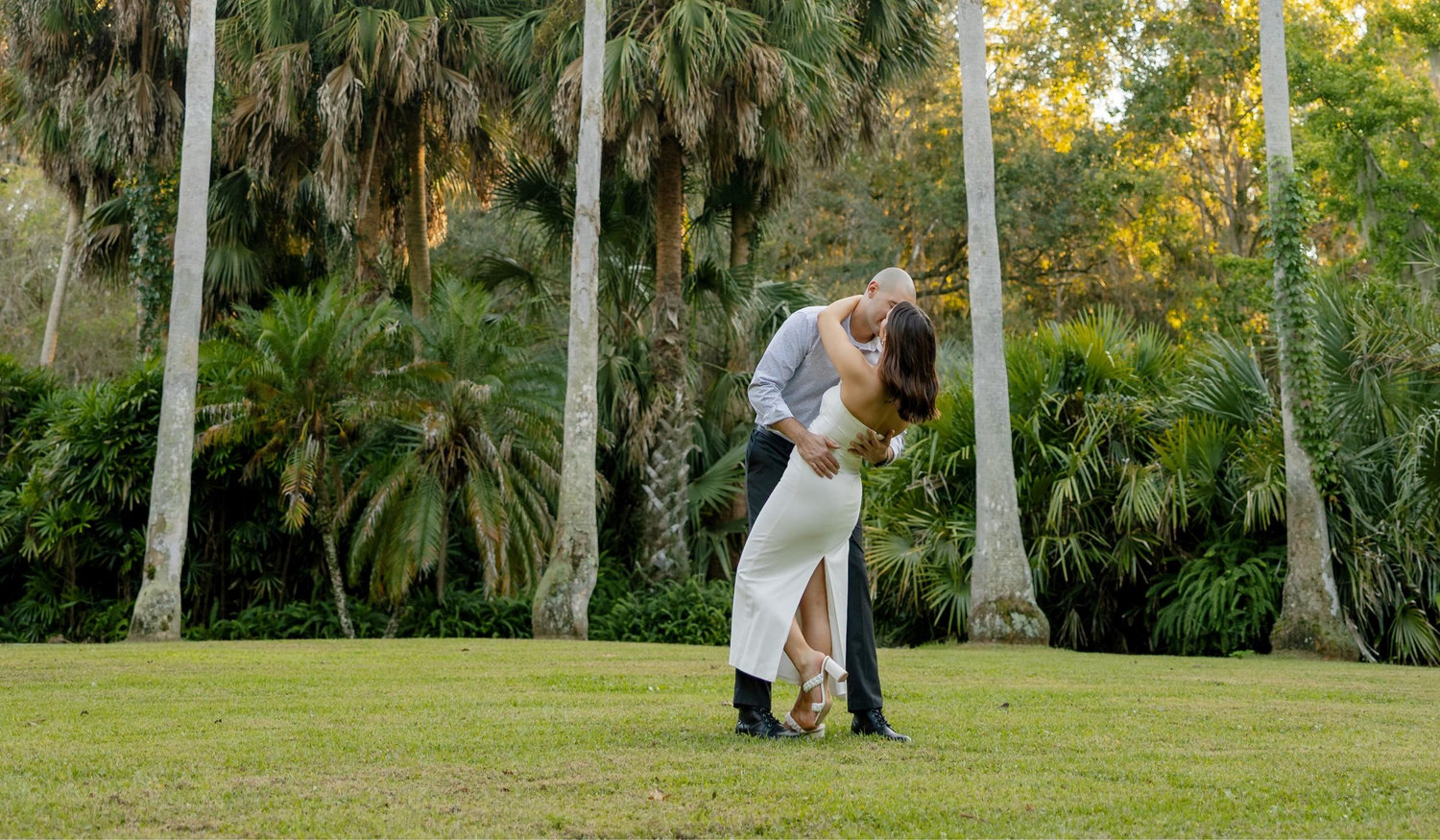 The Wedding Website of Hallie Thomas and Logan McDaniel
