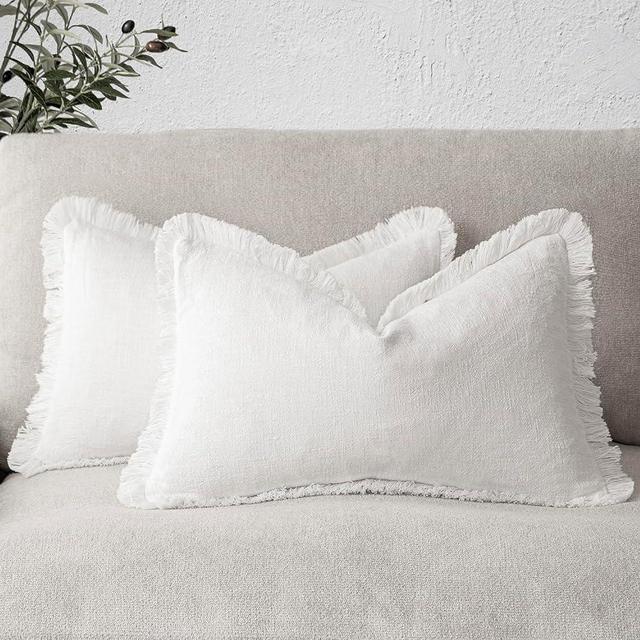 Foindtower Set of 2 Decorative Linen Fringe Lumbar Throw Pillow Covers Boho Farmhouse Cushion Cover with Tassels Soft Accent Pillowcase for Sofa Couch Living Room Home Decor,12×20 Inch,Cream White
