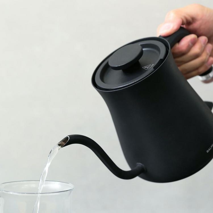 BALMUDA, The Kettle | Zola