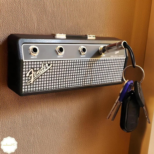 Music Amp Style Key Holder | Wall Mounted Guitar Amp Key Storage Holder | Includes 4 Keys/Keyrings | Home Decoration