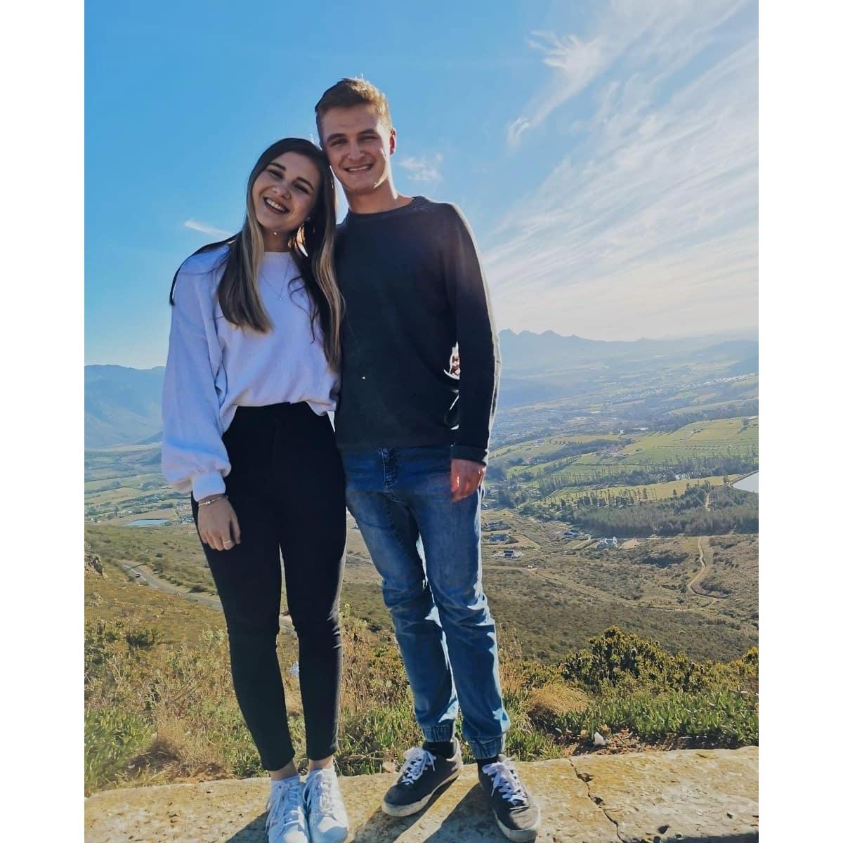 After 6 months of long video calls and lots of banana bread, and a work permit from Darling Cellars for their newly appointed "junior accountant", (dankie pappa!) we were finally reunited!