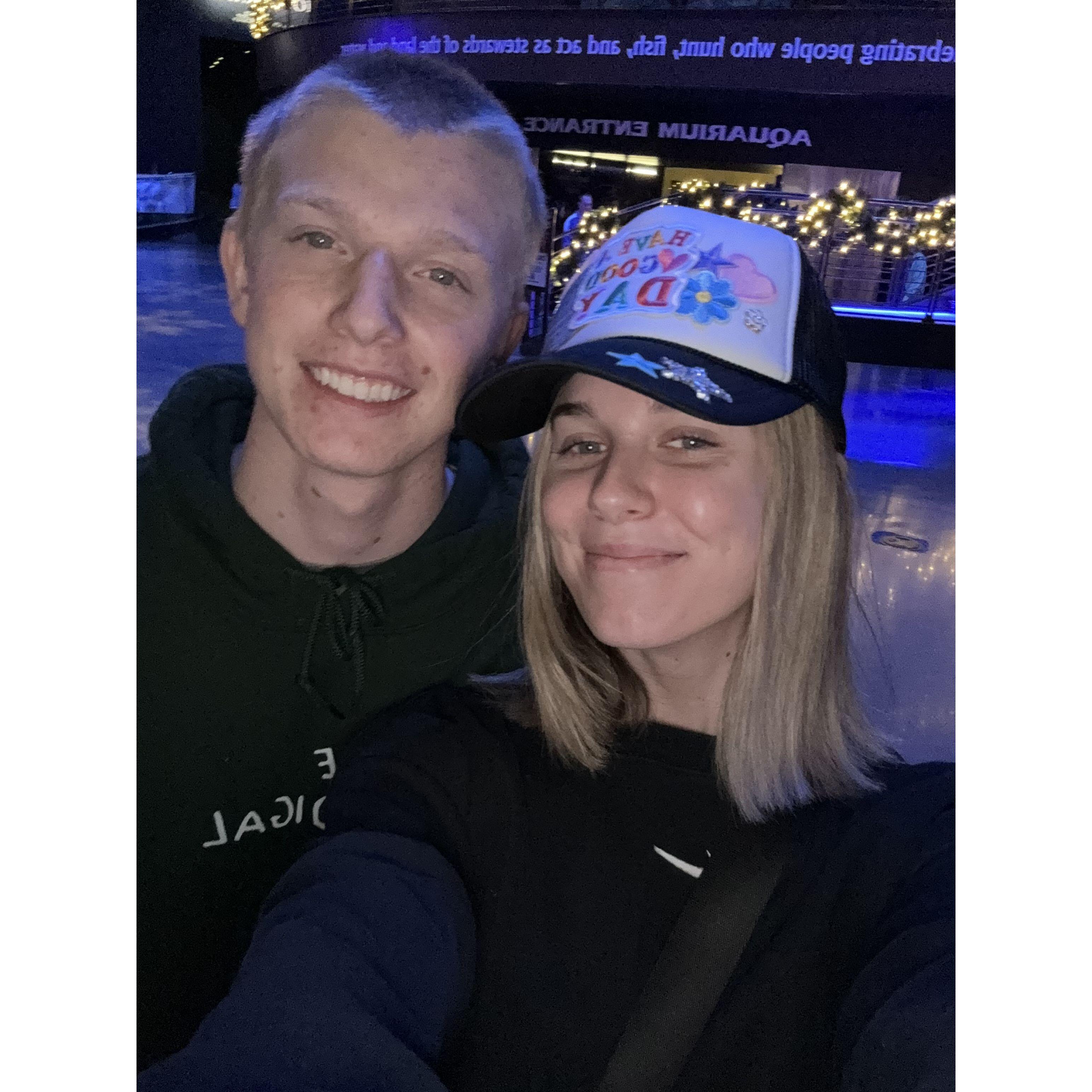 Date to the aquarium.