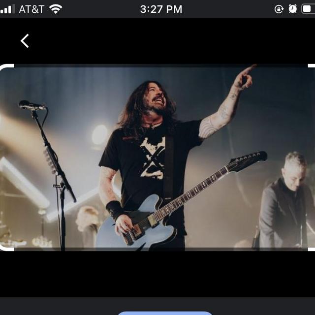 Foo Fighters at reception would be cool. Anyone know Dave Grohl? I’d add him to the guest list but seem to be missing his phone number!