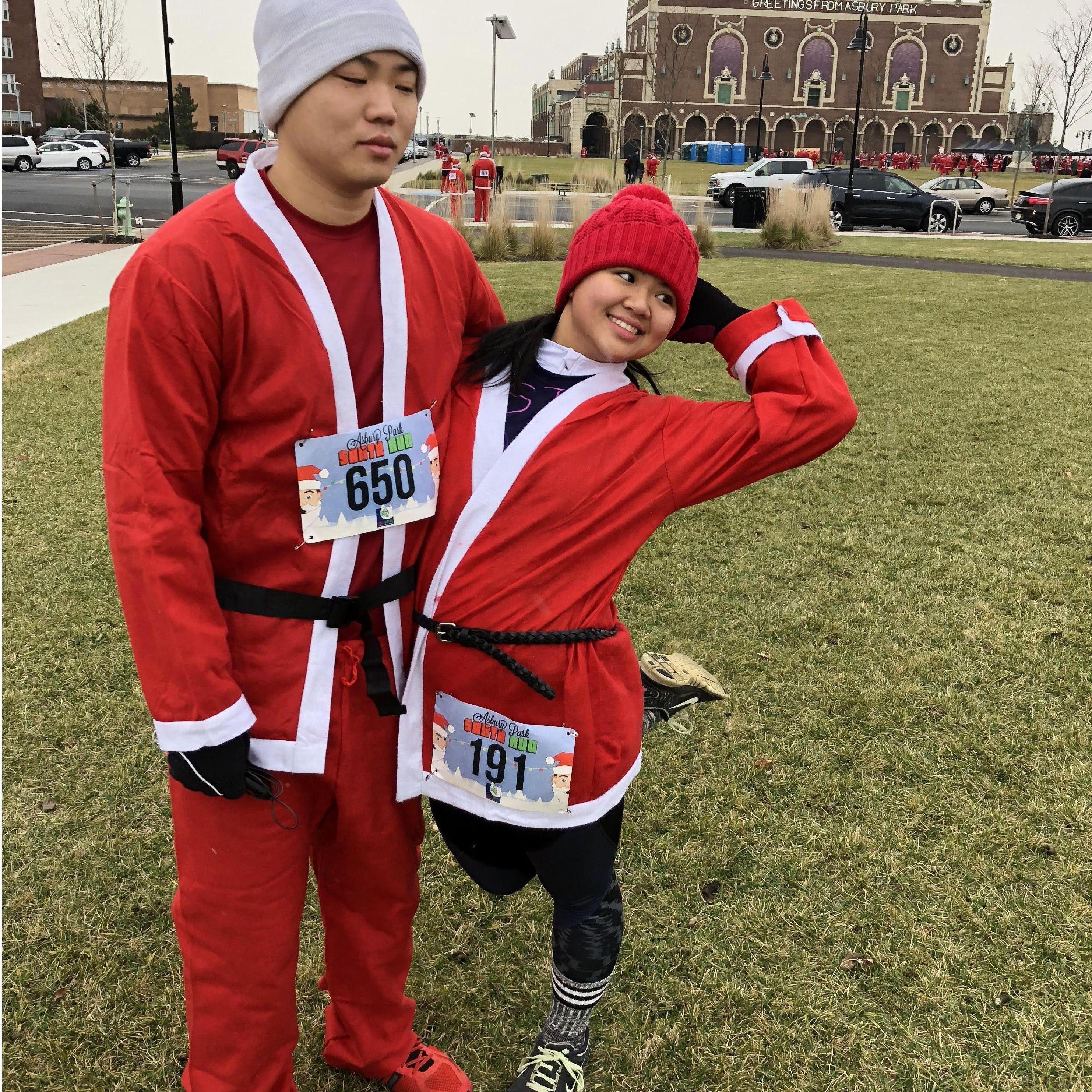 Asbury Park Santa Run 2018 - Kat beat Sean!
