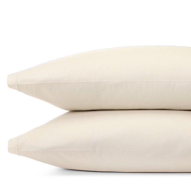 Hudson Park Collection Italian Percale Solid Standard Pillowcase Pair - Exclusive