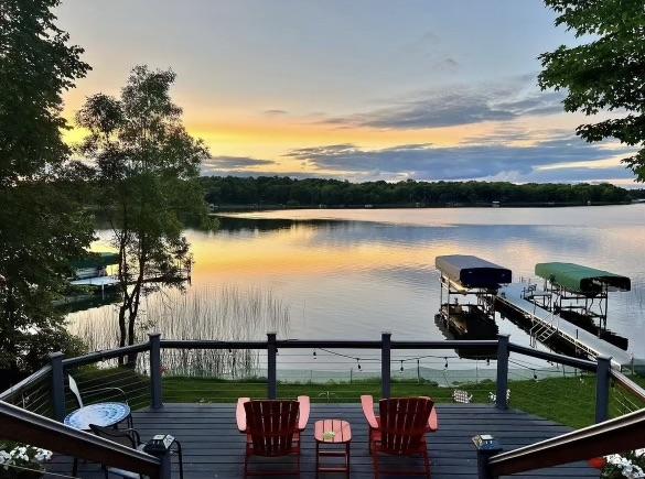 The Wedding Website of Tyler Nelson and Hannah Prokopowicz