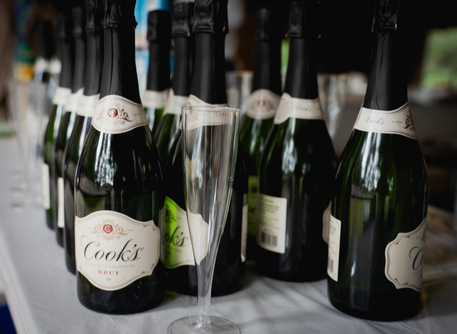 The Wedding Website of Elise Uganski (Cowles) and Zachary Uganski
