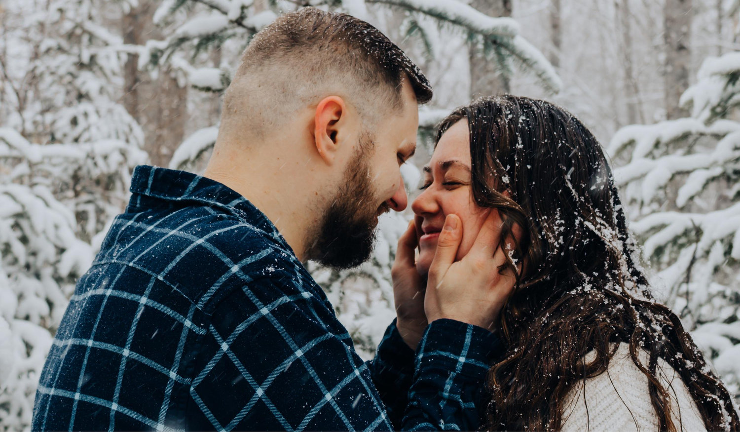 The Wedding Website of Aimee Georgia and Dereck Thomas