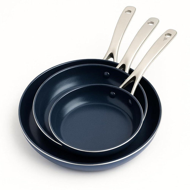 Blue Diamond 8” 9.5" & 11" Nonstick Frying Pan Skillet Set, Diamond Infused PFAS & PTFE-Free Ceramic Pots & Pans, Dishwasher & Oven Safe, Stay Cool Handles, Durable Non Toxic Metal Utensil Safe, Blue