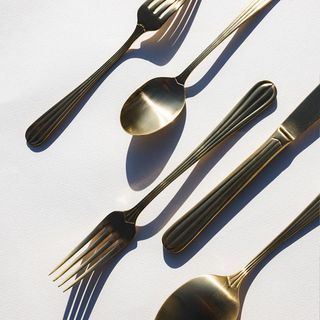 Crescent 20-Piece Flatware Set, Service for 4