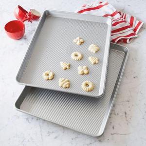 Set of 2, Sur La Table Platinum Professional Half Sheet Pans, 17.25" x 12.25"