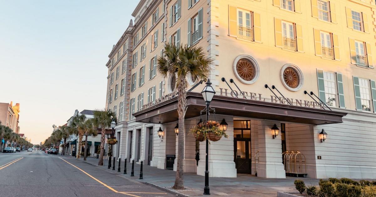 The Wedding Website of Jennifer Daniel and Cameron Kostyack