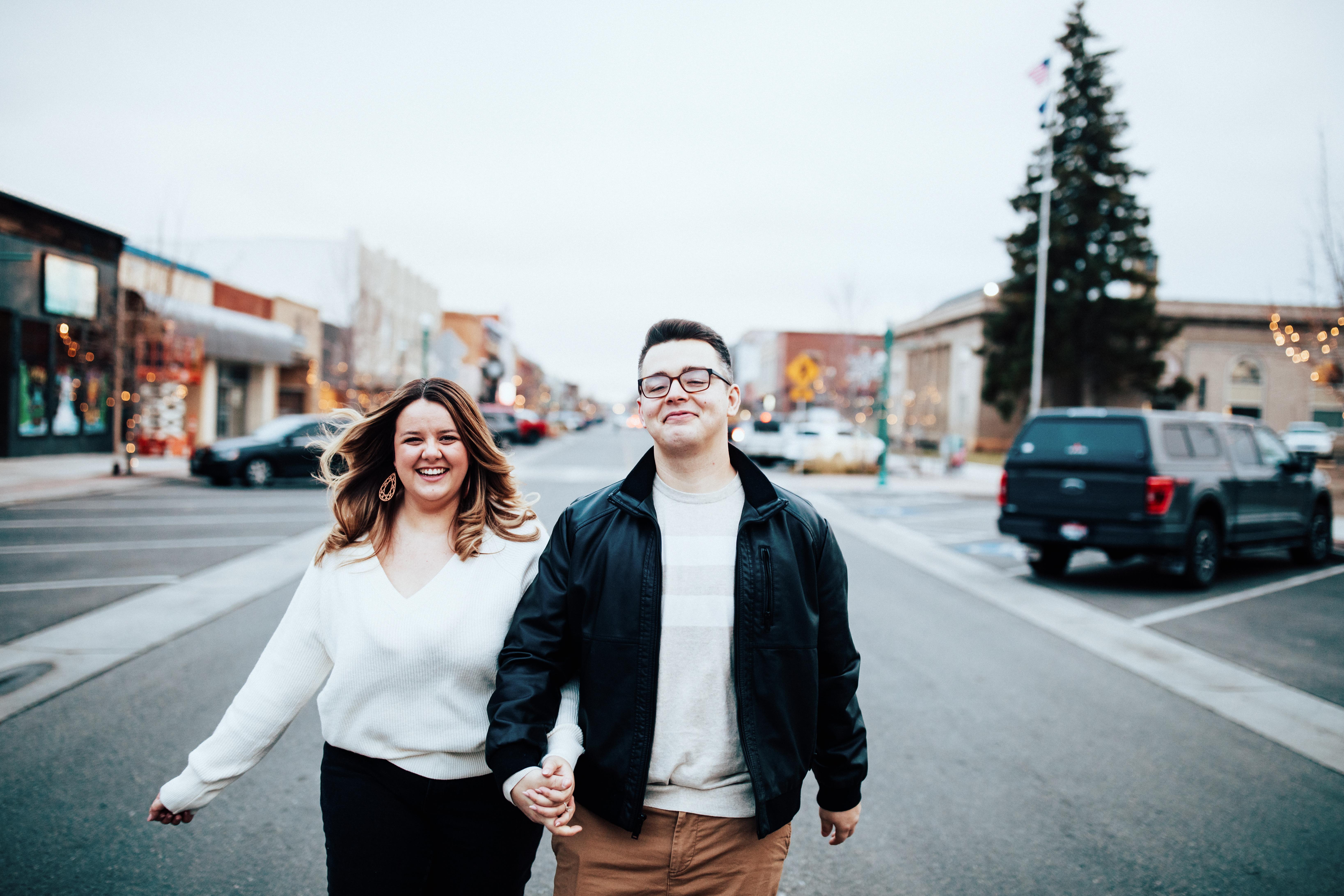 The Wedding Website of Tessla Barnes and Ray Anderson