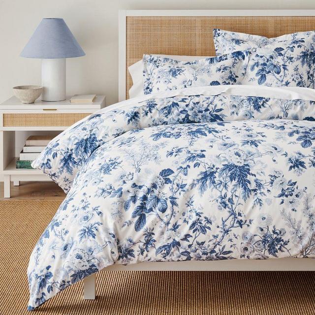 Blue/White Garden Floral Percale Duvet Cover, Full/Queen