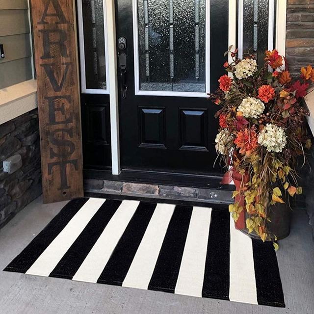 KaHouen Cotton Black and White Striped Rug ( 27.5 x 43 Inches ), Washable Hand-Woven Stripe Outdoor Front Door Mat for Layered Door Mats/Porch/Kitchen/Bathroom/Laundry Room.