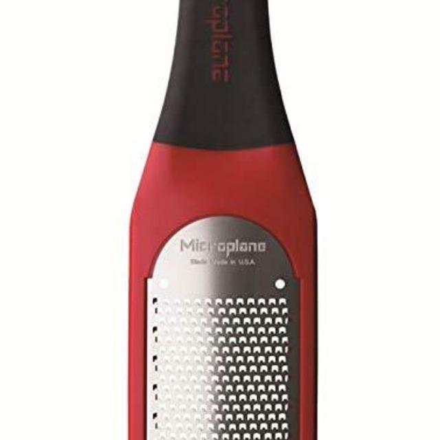 Microplane 42102 Artisan Fine Cheese Grater-Citrus Zester- Red