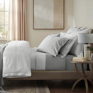 Signature Hemmed 4-Piece Organic Cotton Sheet Set