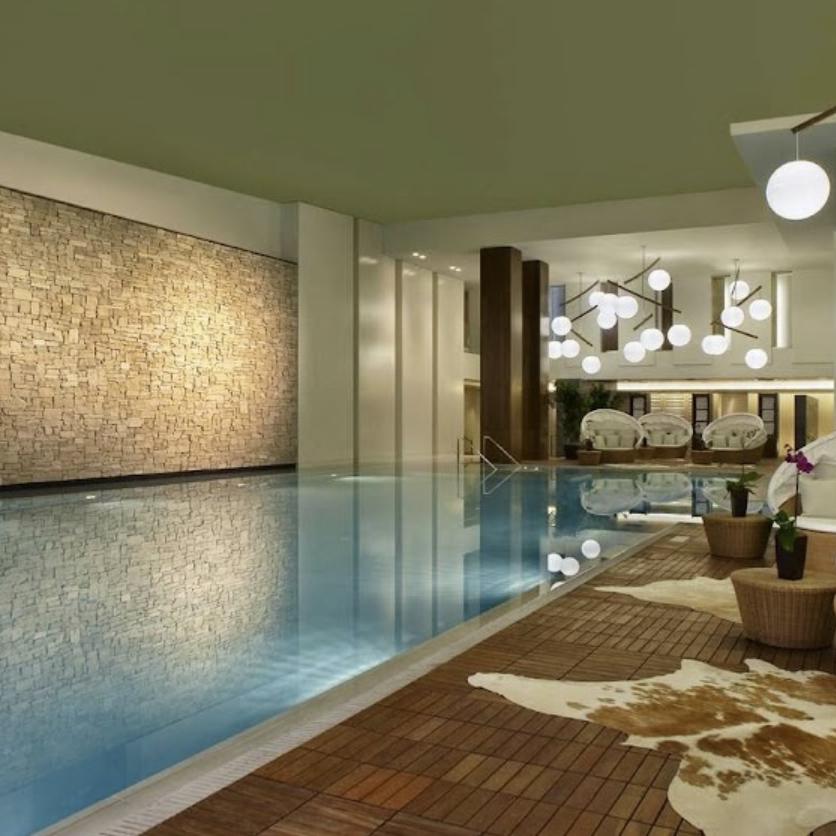 60-Minute Couples Massage