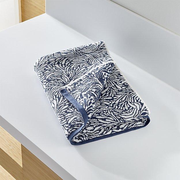 Ellio 550-Gram Organic Blue Bath Towel