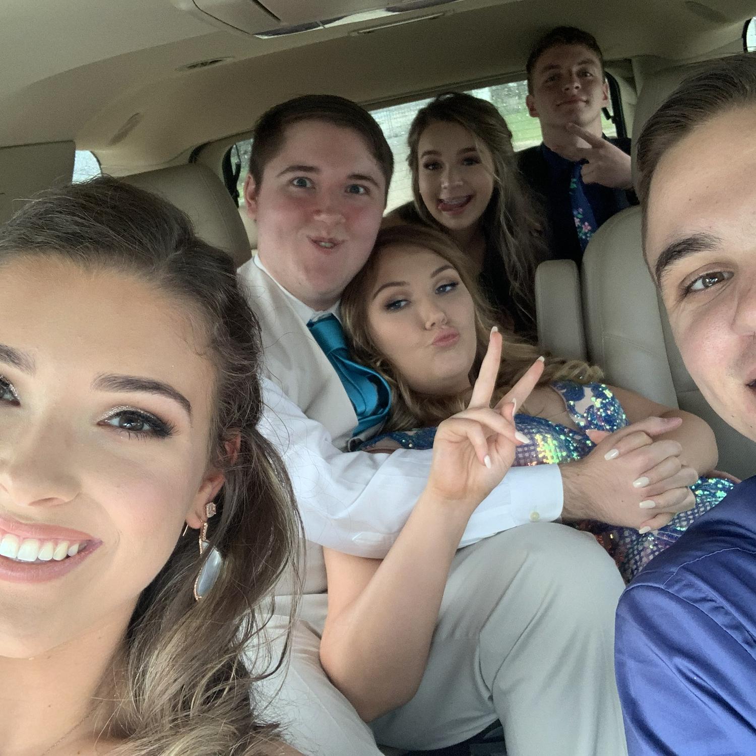 Fun with friends before the homecoming dance! Baton Rouge, LA. 10.6.19.