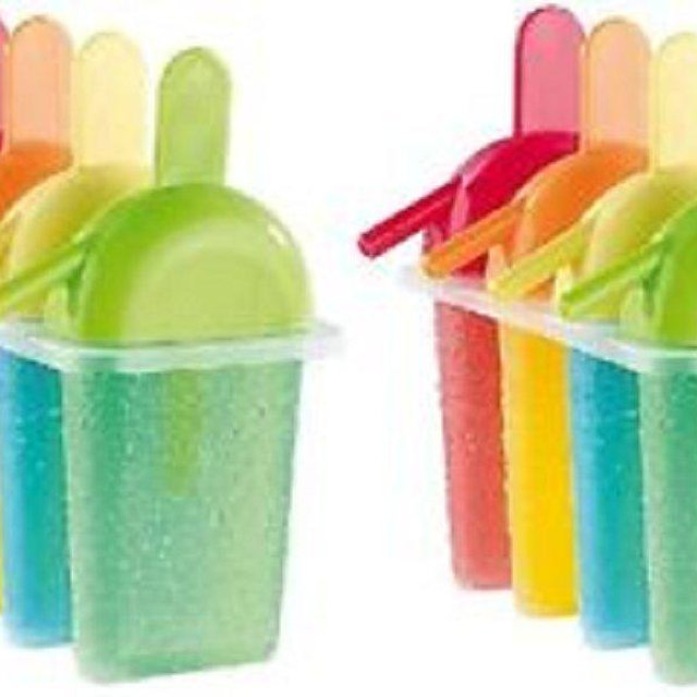 8 pack - Frozen Ice Popsicle Mold Set with Slurping Straw Drip Guard - For Frozen Homemade Treats - Frozen Yogurt, Ice Cream, Novelties Assort. Colors - BPA Free - Dish washing Safe