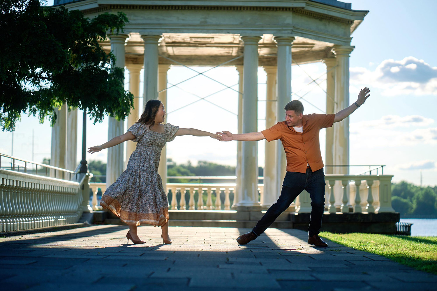 The Wedding Website of Linda Li and Jonathan Litwinowicz
