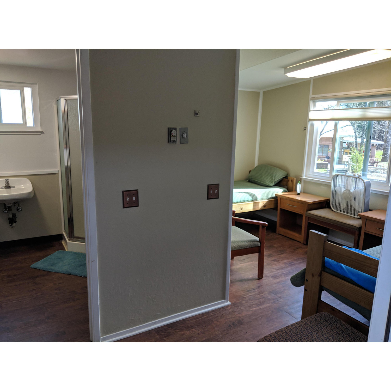 Inside the Lakeside Cabins and Bathrooms