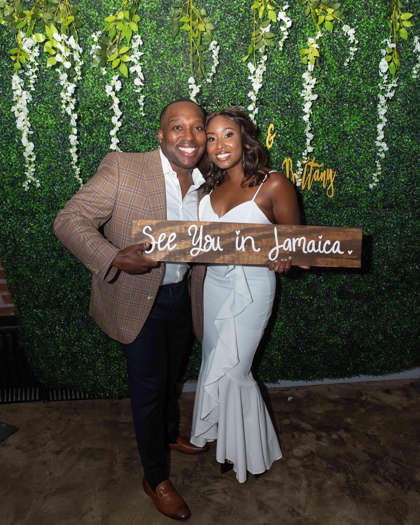 The Wedding Website of Brittany Danielle Williams and Samuel Austin Taylor
